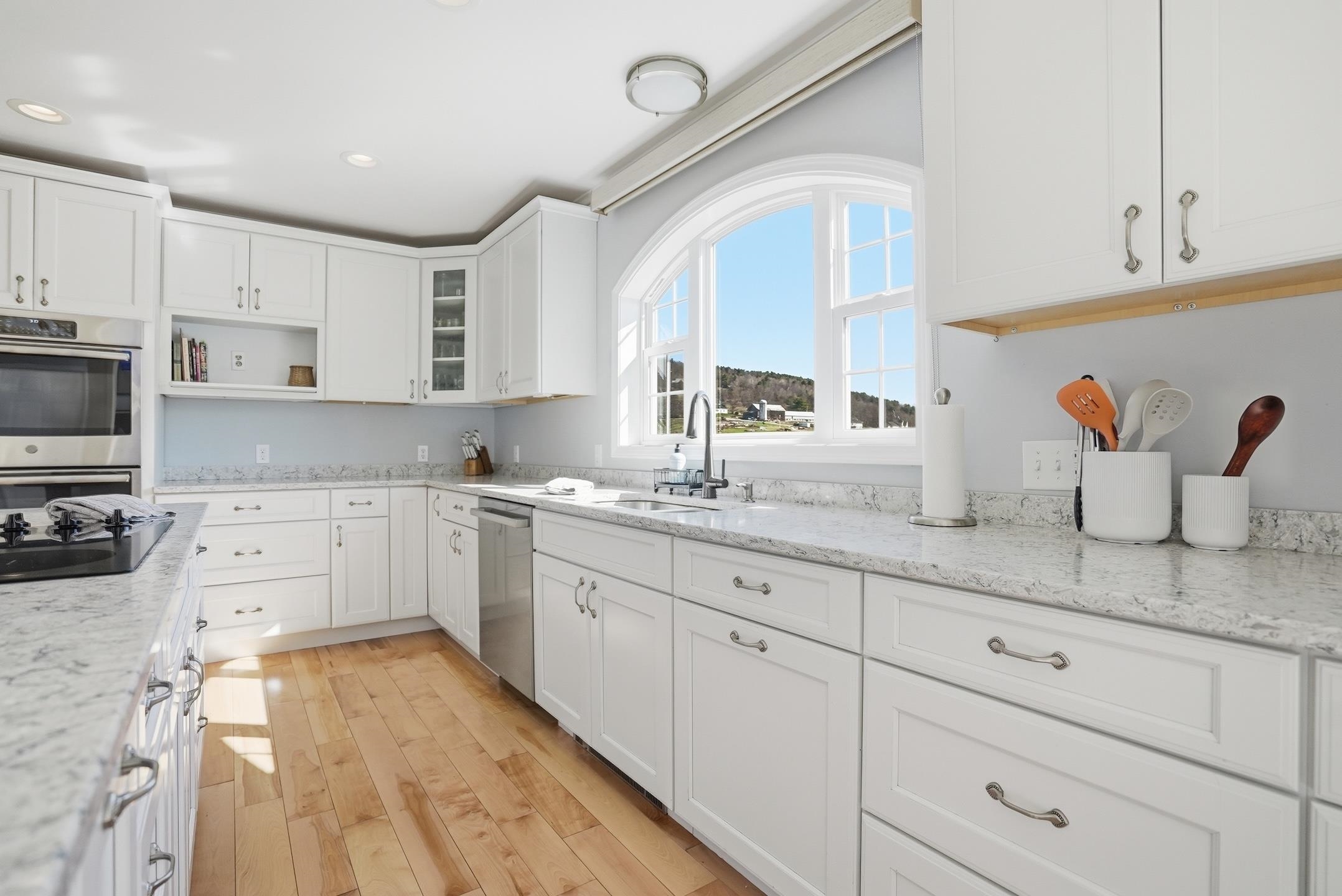 149 Elcy Lane Charlotte, VT 05445 - Photo 6 of 55