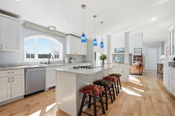 $1,185,000 | 149 Elcy Lane, Charlotte, VT 05445