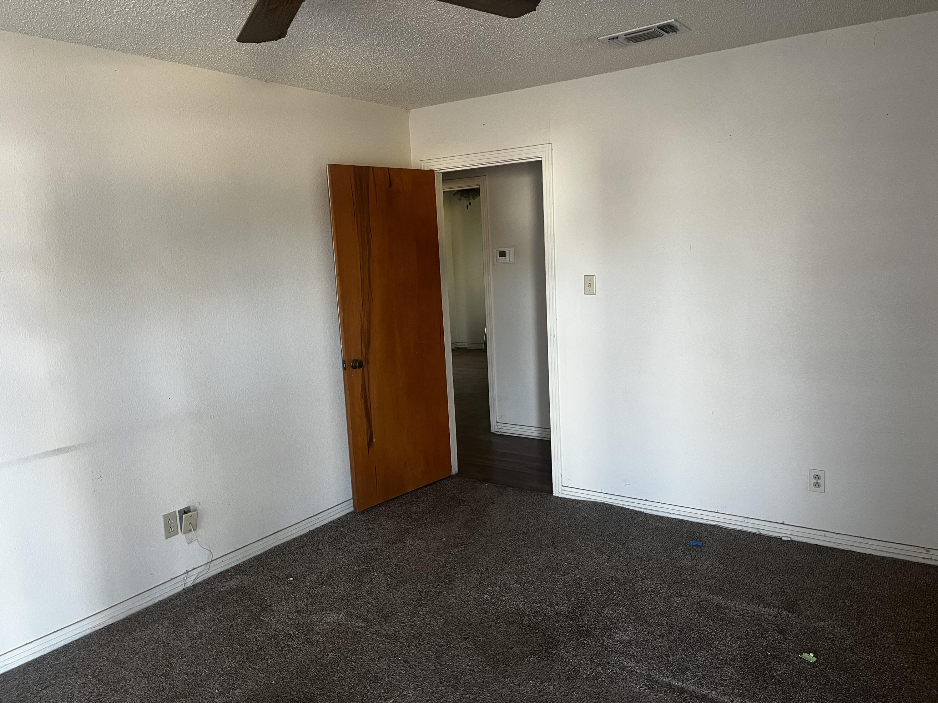 1905 48th Street Lubbock, TX 79412 - Photo 8 of 24 IMG_3582