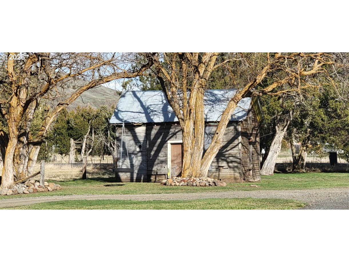 70724 Bear Creek Road Wallowa, OR 97885 - Photo 23 of 44