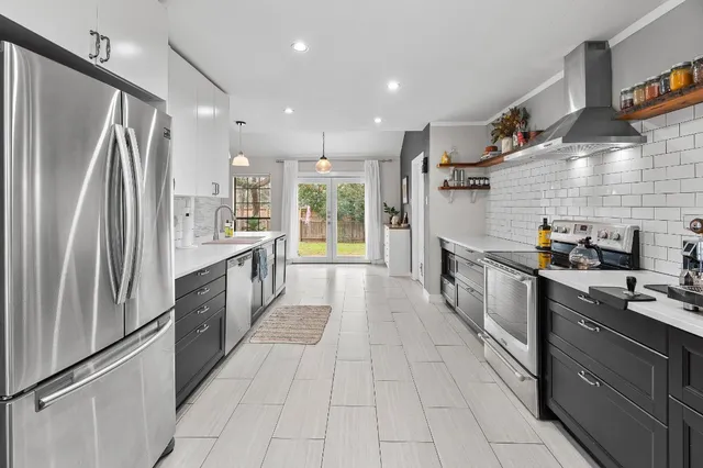 $2,900 | 11006 Yucca Drive, Austin, TX 78759