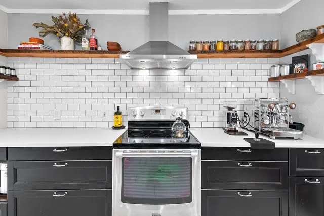 $2,900 | 11006 Yucca Drive, Austin, TX 78759