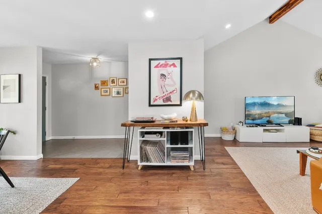 $2,900 | 11006 Yucca Drive, Austin, TX 78759