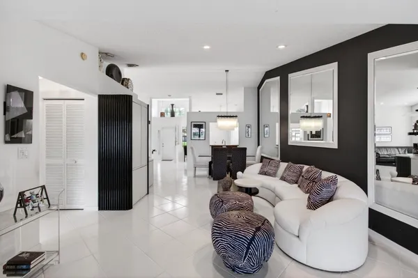 $349,000 | 14492 VÃa Royal, Delray Beach, FL 33446