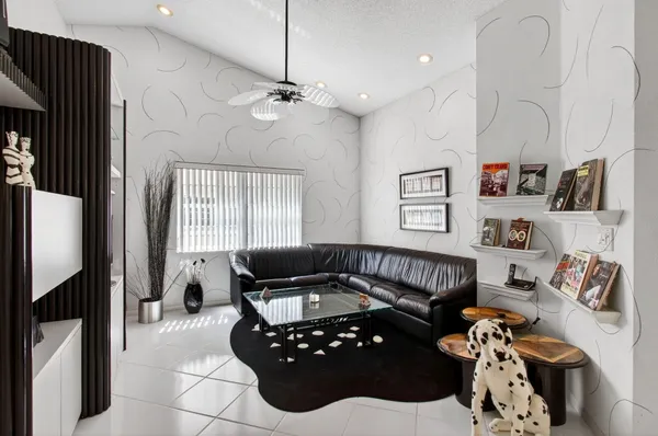 $349,000 | 14492 VÃa Royal, Delray Beach, FL 33446