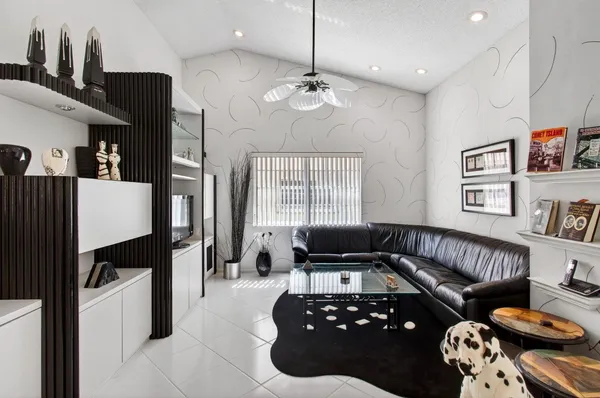 $349,000 | 14492 VÃa Royal, Delray Beach, FL 33446