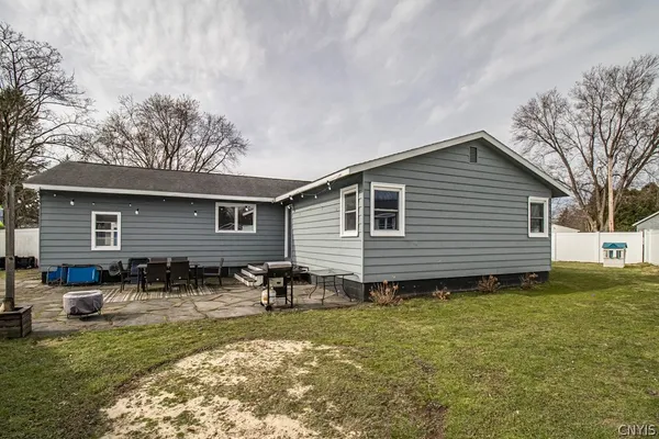 $247,500 | 152 Fay Lane, Manlius, NY 13116