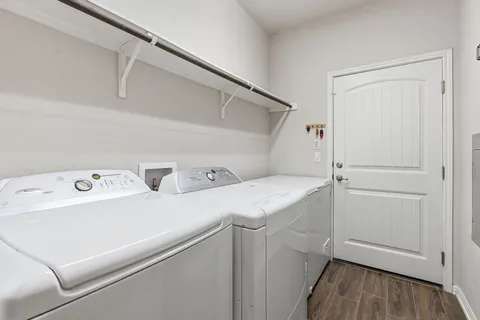 $397,517 | 6005 Baythorne Drive, Austin, TX 78747