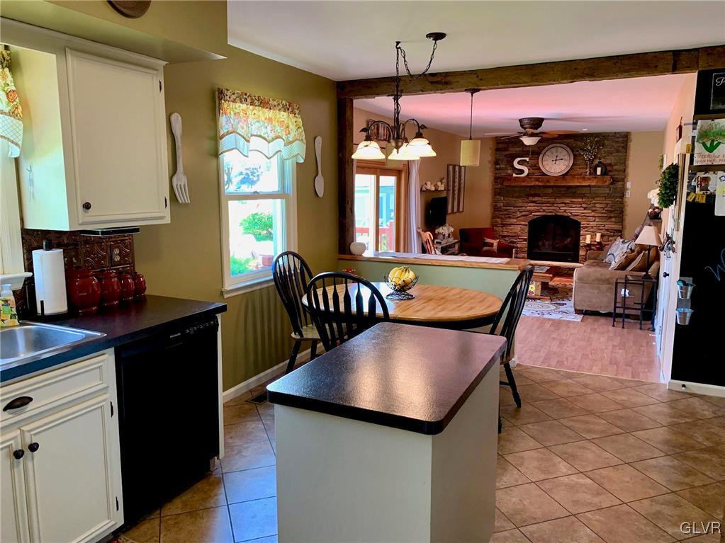 3813 Best Station Road Slatington, PA 18080 - Photo 11 of 36 Gallery Image 11