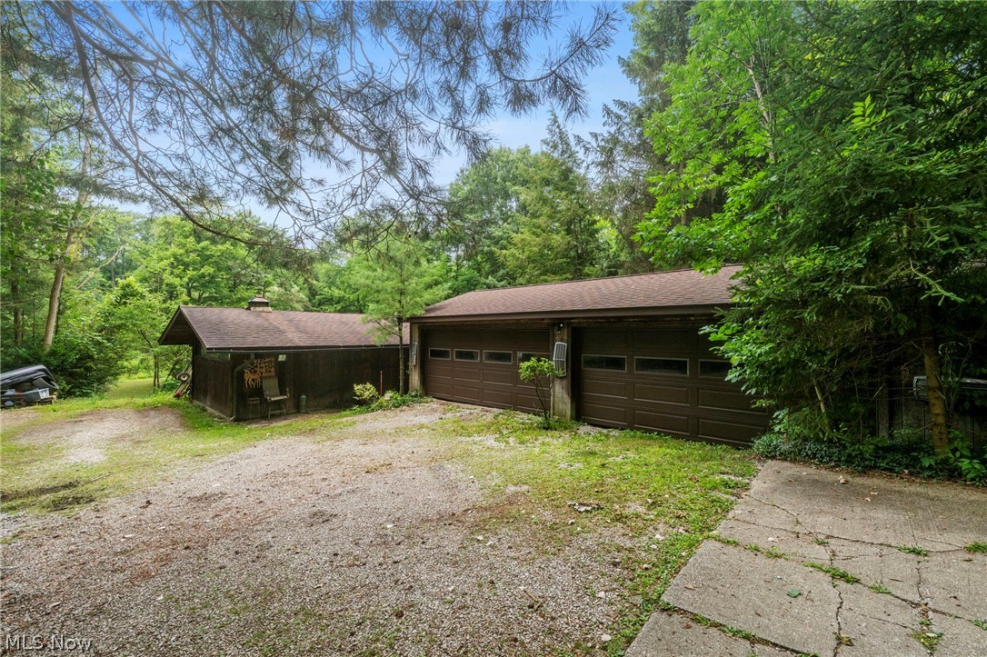 13610 Sperry Road Novelty, OH 44072 - Photo 2 of 43