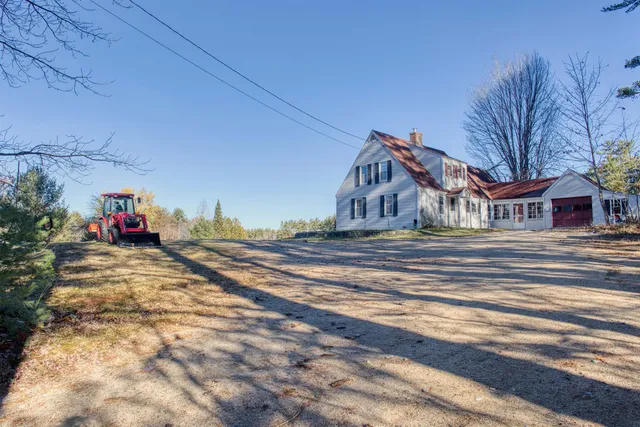 $320,000 | 55 Pine River Road, Effingham, NH 03882