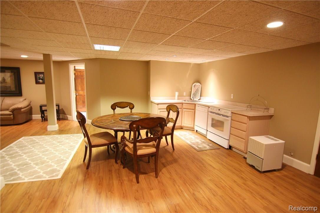 3178 Hedgewood Lane Rochester, MI 48309 - Photo 35 of 40 Hedgewood Ln Finished Basement 2.jpg
