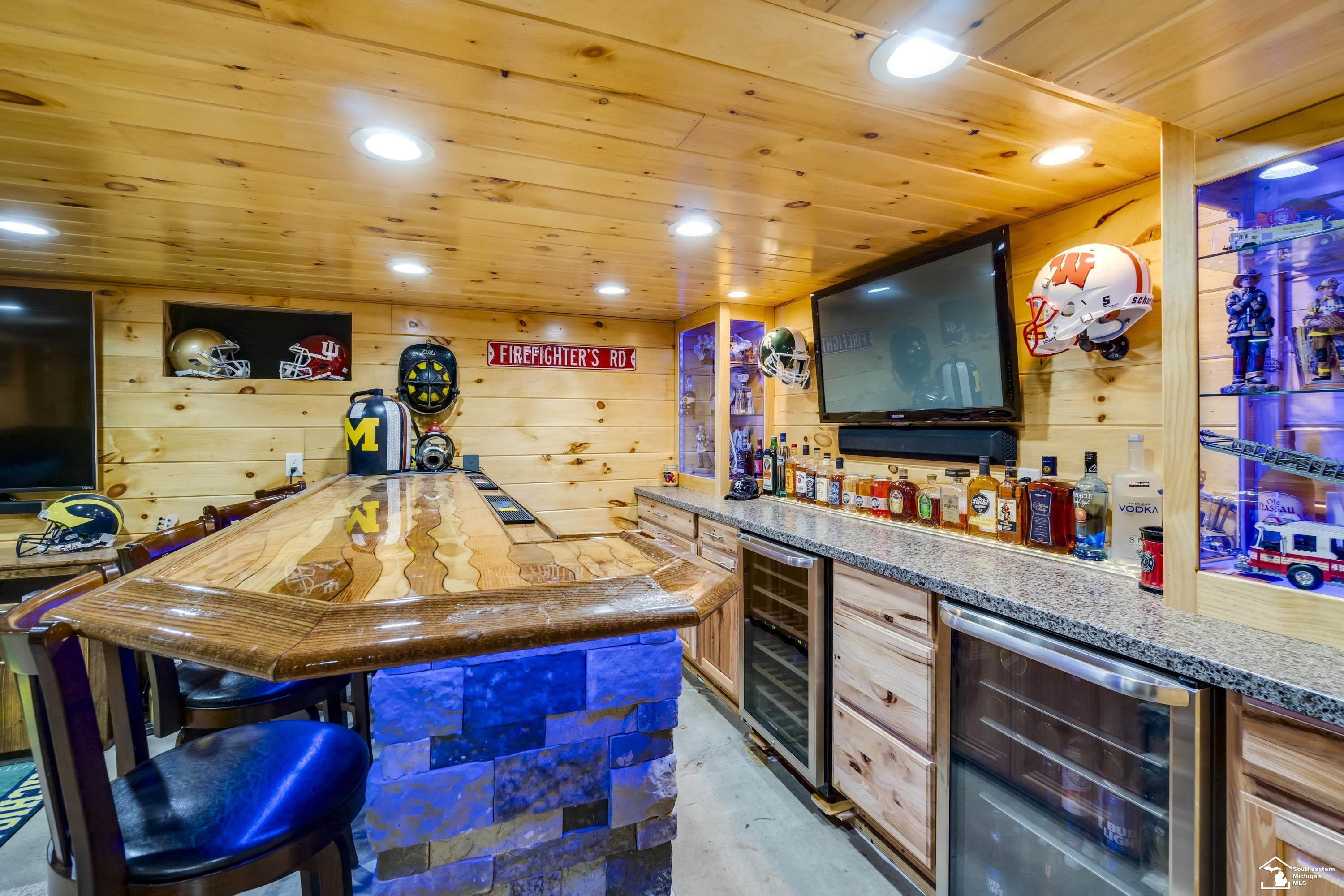 6800 Secor Road Lambertville, MI 48144 - Photo 47 of 58