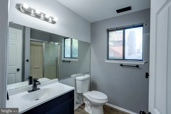 $2,150 | 2118 A Greenwood Court, Mount Laurel, NJ 08054