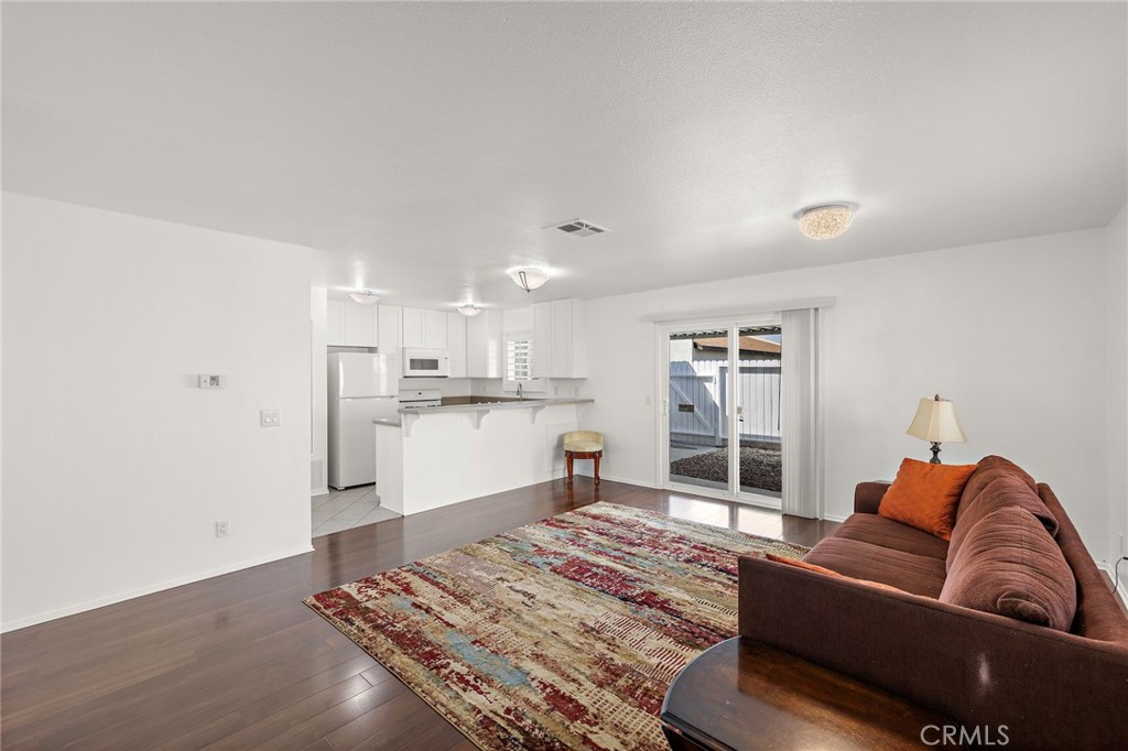 29228 Murrieta Road Menifee, CA 92586 - Photo 5 of 37