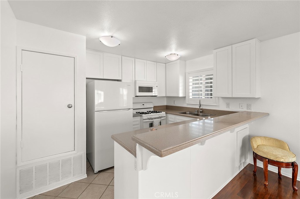 29228 Murrieta Road Menifee, CA 92586 - Photo 9 of 37