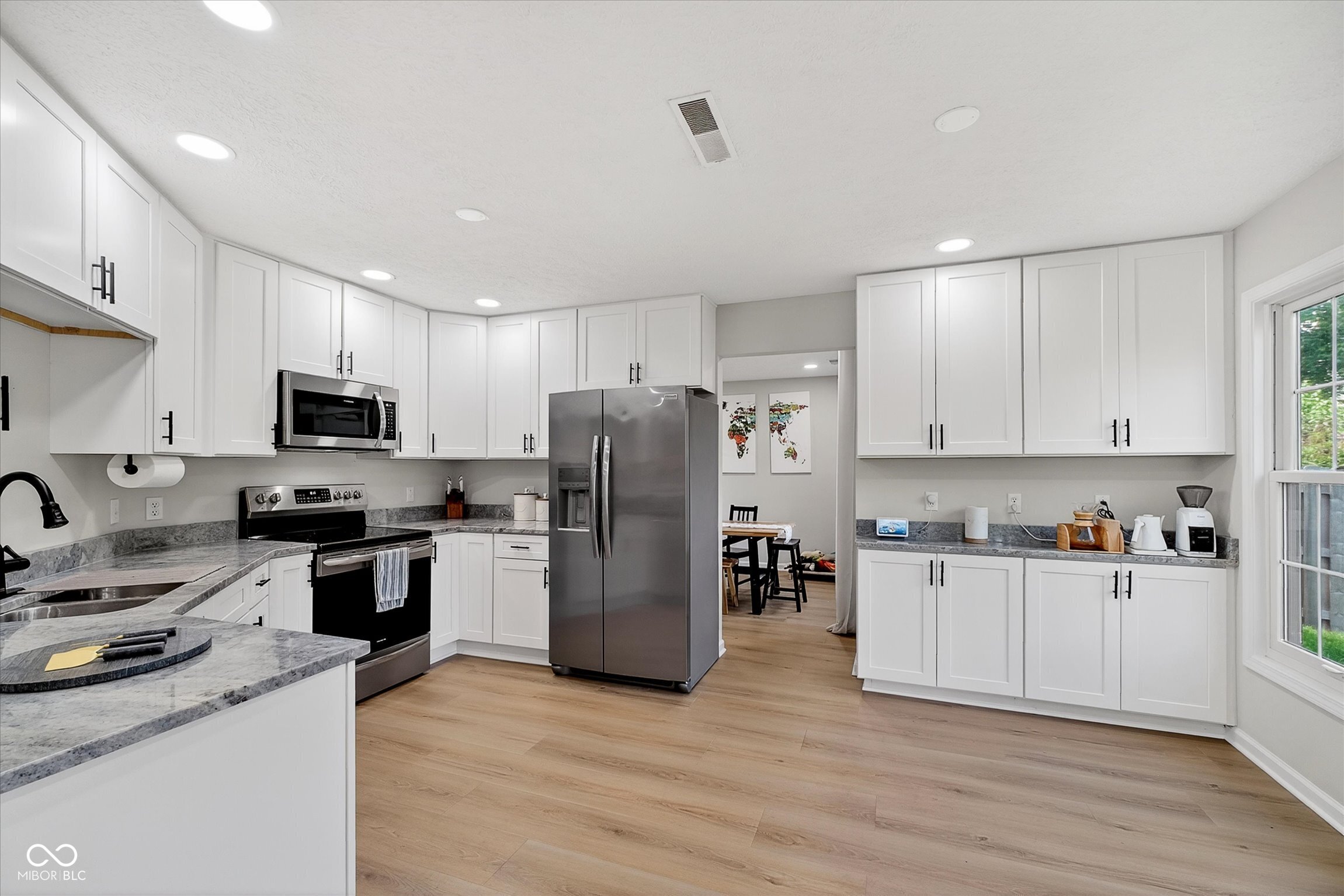 7684 Willow Ridge Fishers, IN 46038 - Photo 8 of 27 Gallery Image 8