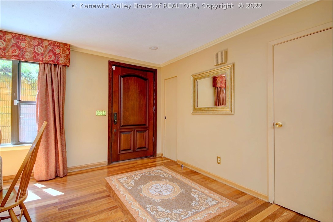 1415 Stonehenge Road Charleston, WV 25314 - Photo 4 of 47 Gallery Image 4