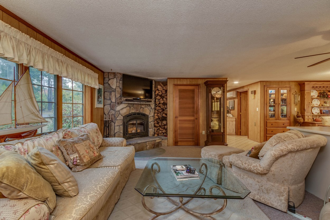 2 Senter Cove Road Melvin Village, NH 03850 - Photo 12 of 40 Gallery Image 12