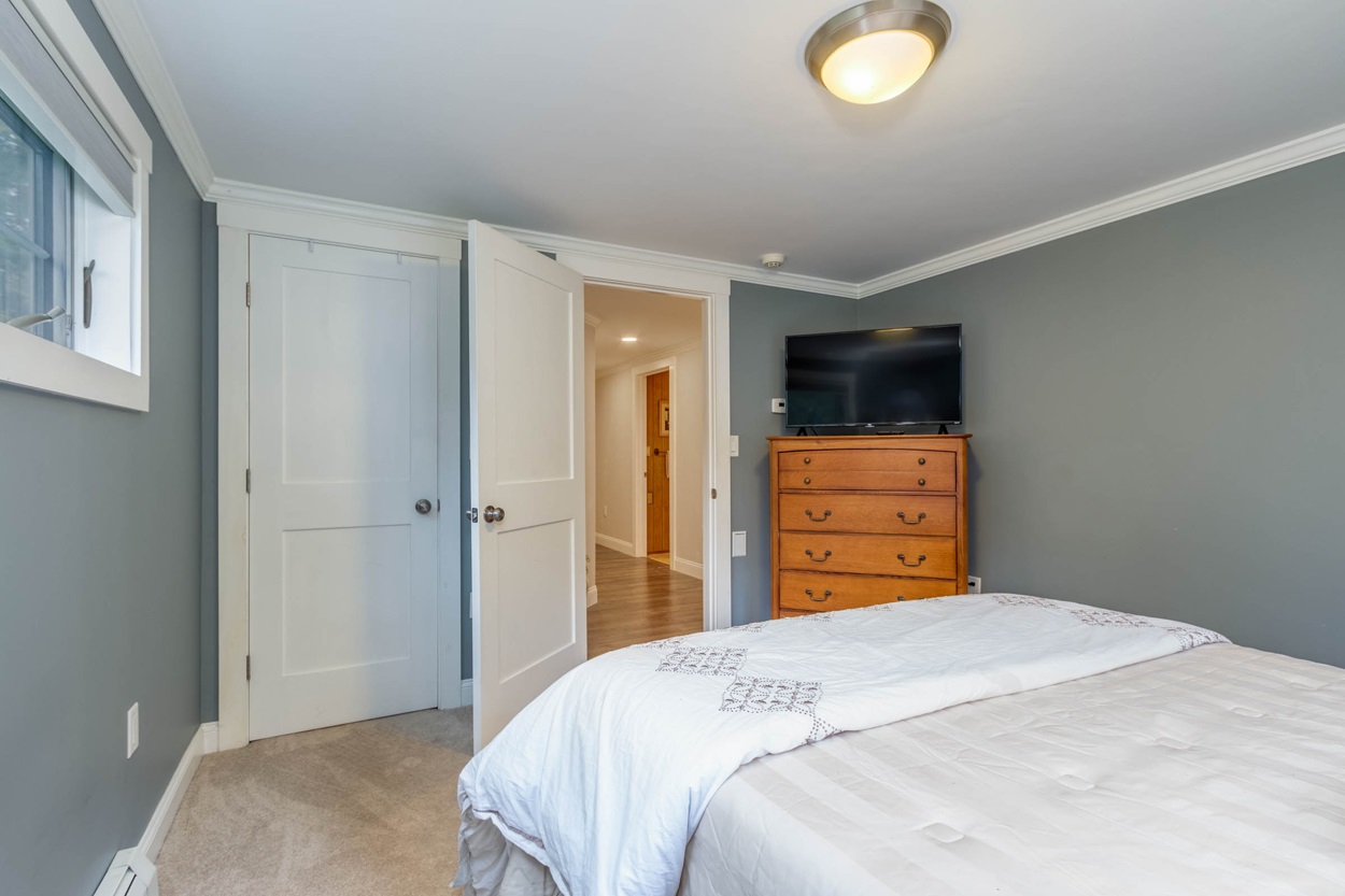 2 Senter Cove Road Melvin Village, NH 03850 - Photo 16 of 40 Gallery Image 16