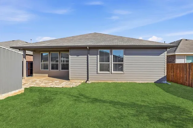 $369,900 | 8649 Mirror Lk Drive, Fort Worth, TX 76179