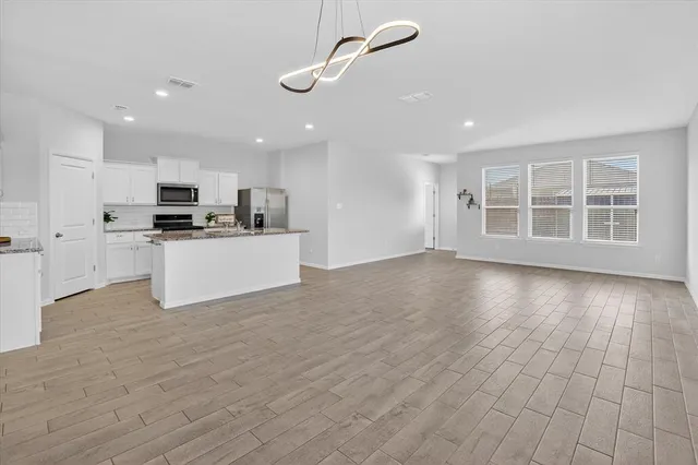 $369,900 | 8649 Mirror Lk Drive, Fort Worth, TX 76179