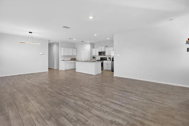 $369,900 | 8649 Mirror Lk Drive, Fort Worth, TX 76179