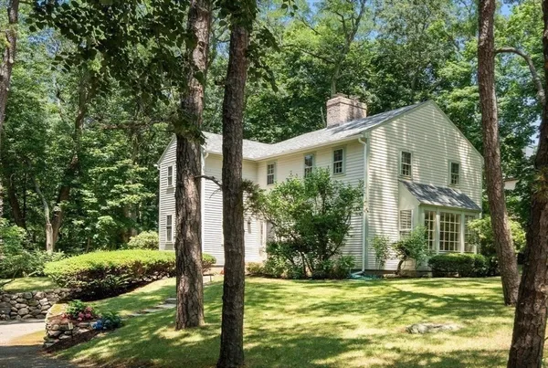 $6,700 | 41 Locust Avenue, Lexington, MA 02421