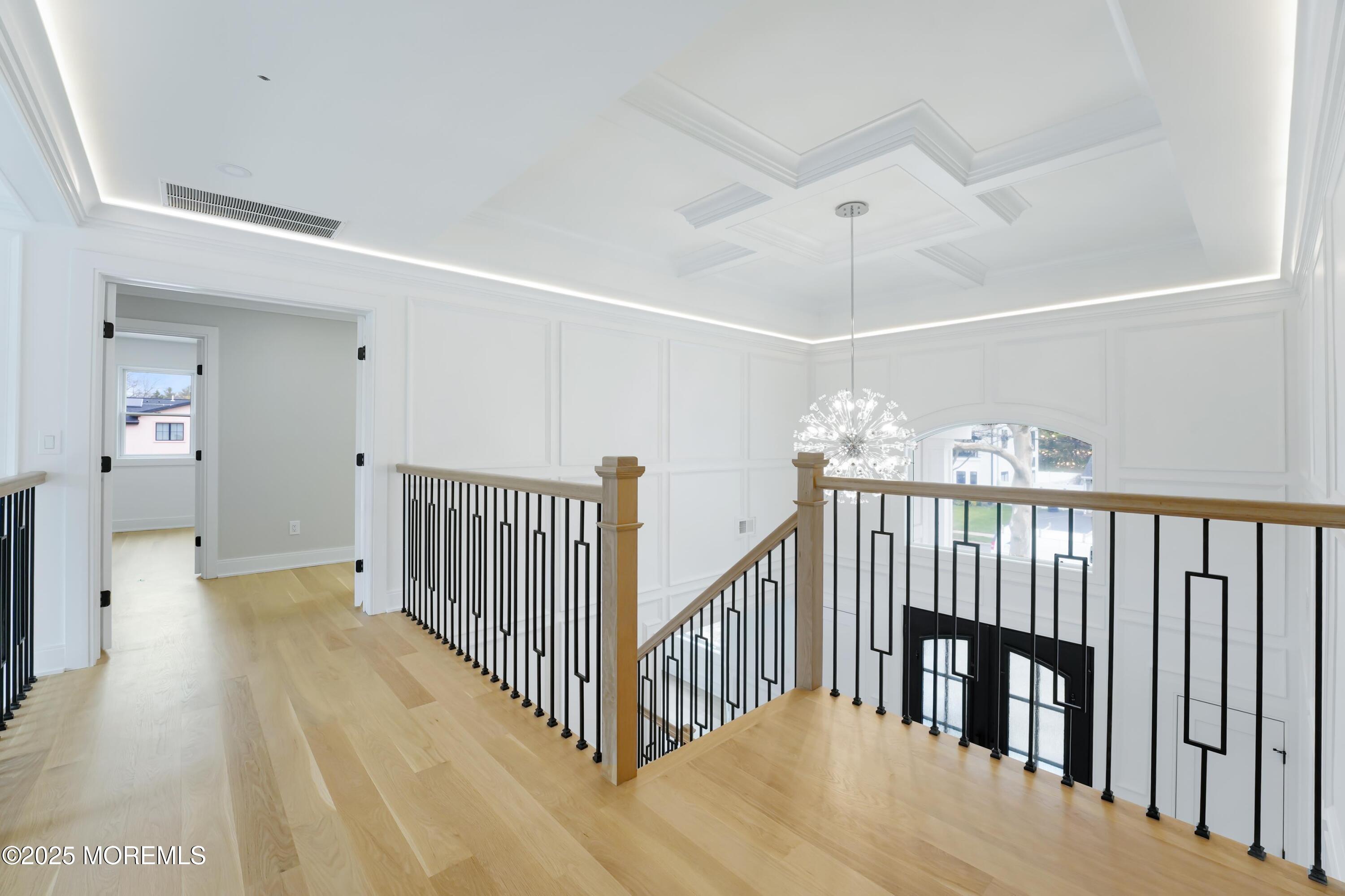 806 Arbor Road Paramus, NJ 07652 - Photo 11 of 29