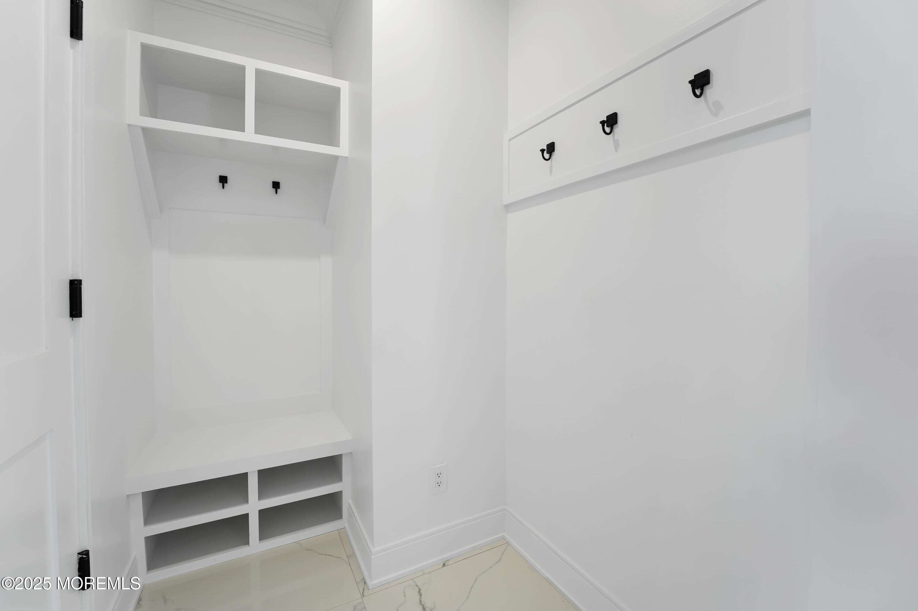 806 Arbor Road Paramus, NJ 07652 - Photo 10 of 29 a view of an empty walk in closet