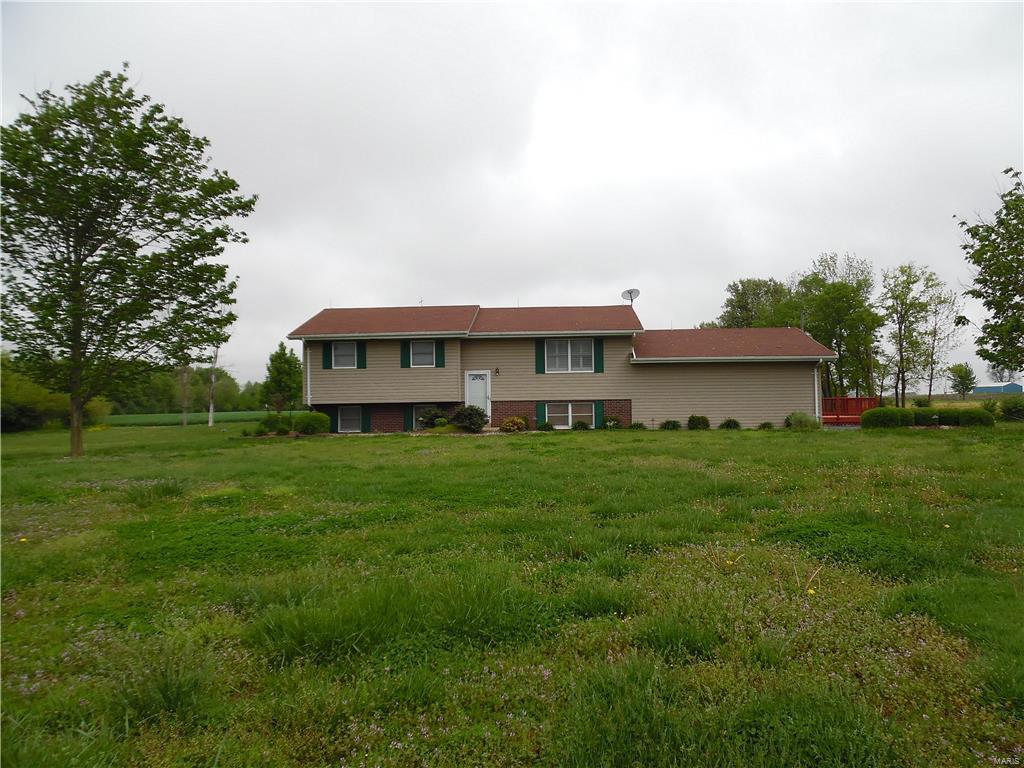 14003 St Rose Road Highland, IL 62249 - Photo 43 of 58