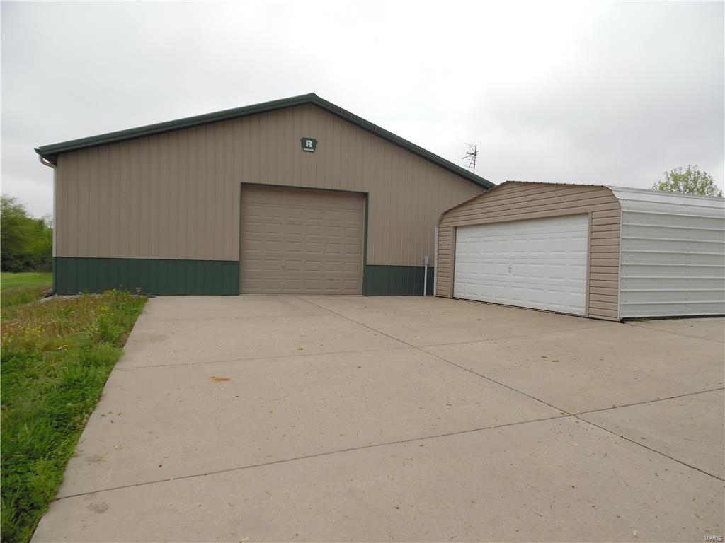 14003 St Rose Road Highland, IL 62249 - Photo 47 of 58