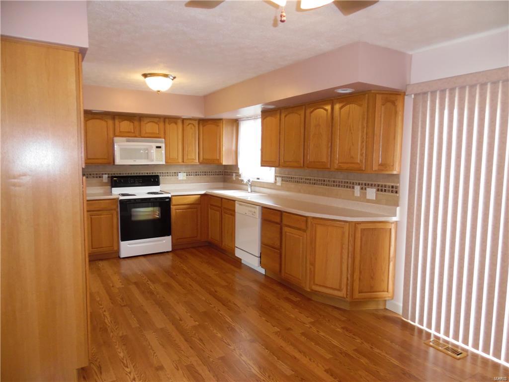 14003 St Rose Road Highland, IL 62249 - Photo 8 of 58