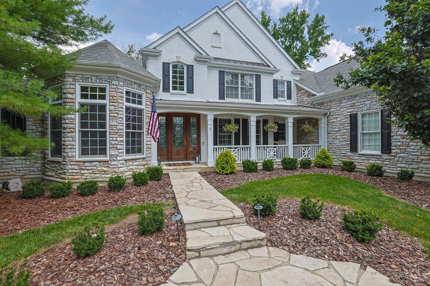 7940 Shawnee Run Road Cincinnati, OH 45243 - Photo 5 of 68