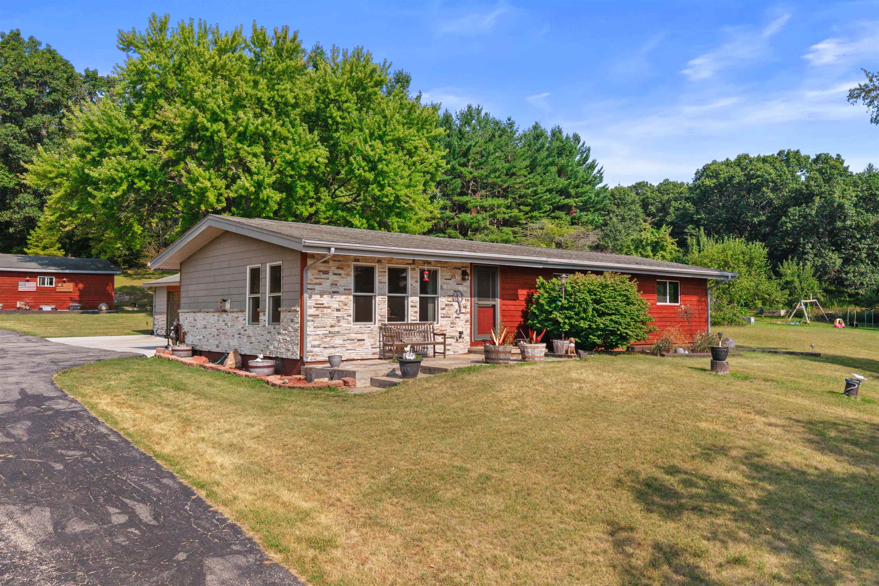 N1531 County B Coloma, WI 54930 - Photo 29 of 47 Gallery Image 29