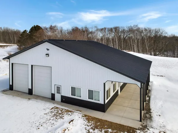 $895,000 | 29713 Pioneer Avenue, Aitkin, MN 56431