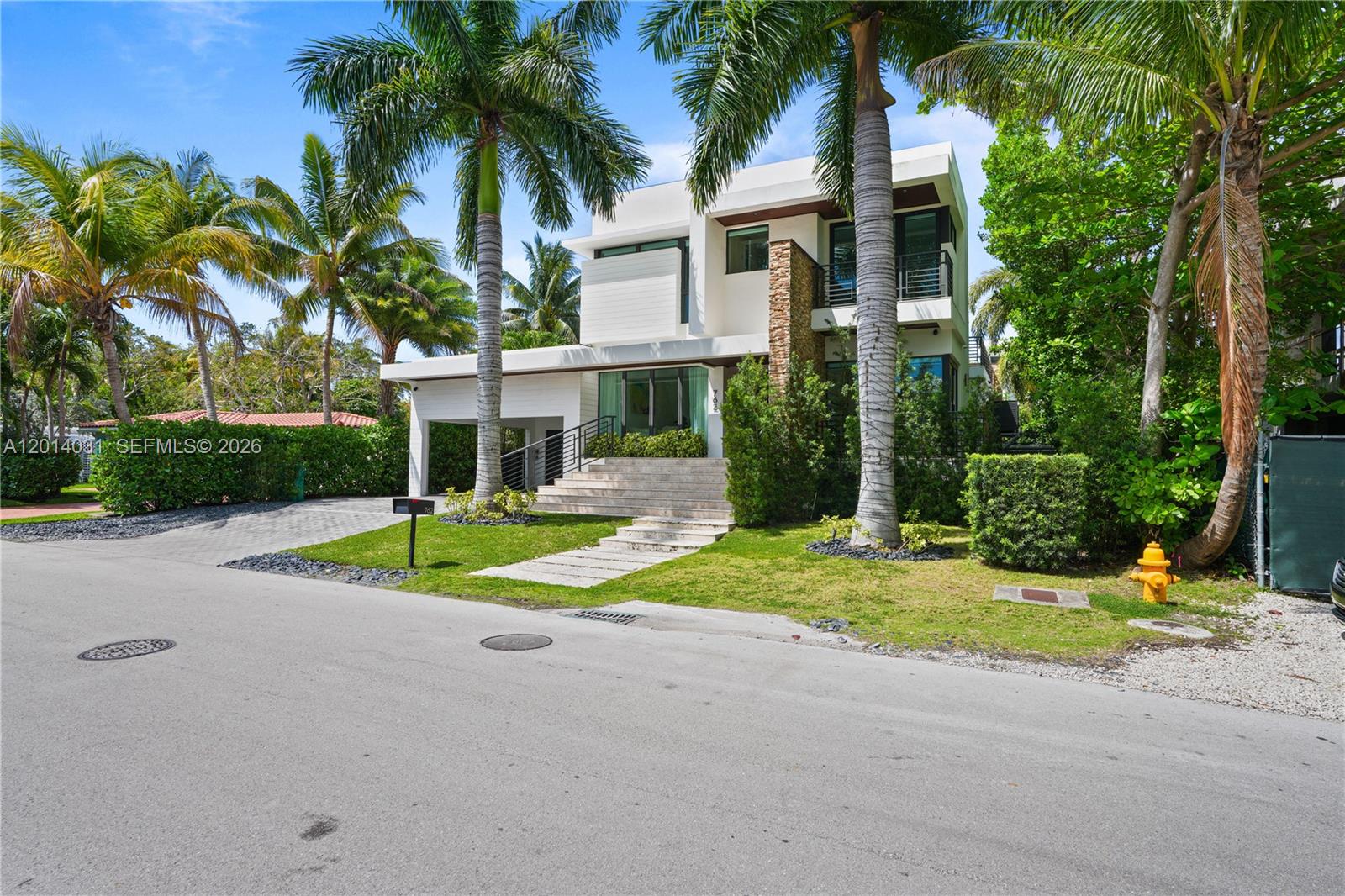 762 Fernwood Road Key Biscayne, FL 33149 - Photo 81 of 82