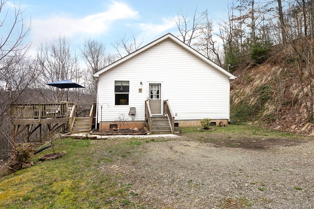 145 Saw Branch Road Candler, NC 28715 - Photo 2 of 26 Gallery Image 2