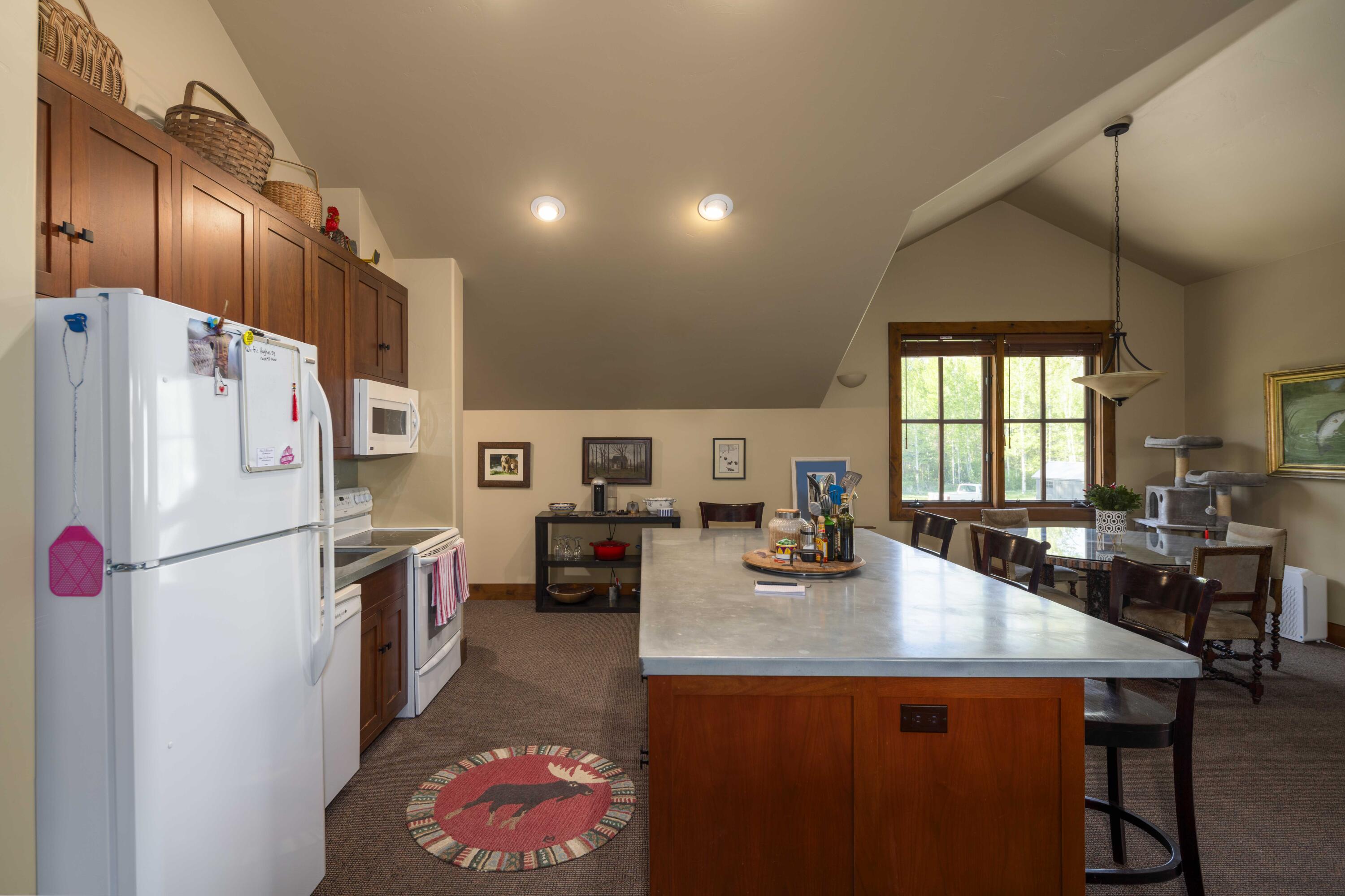 321-331 Broadford Road Hailey, ID 83333 - Photo 6 of 40 Kitchen