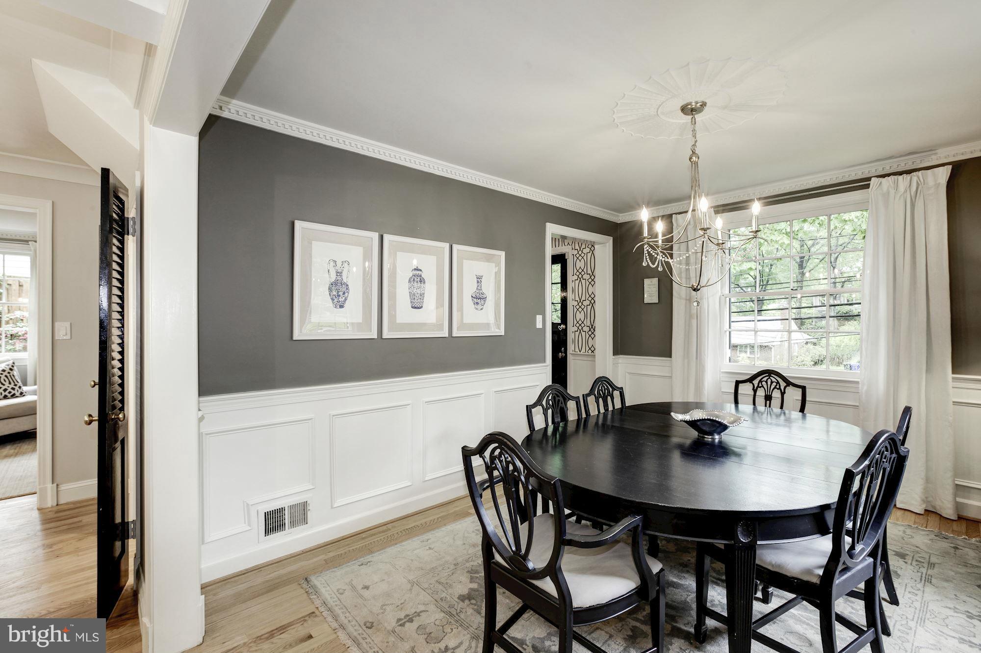 3055 Military Road Arlington, VA 22207 - Photo 6 of 30 a dining room with furniture and window