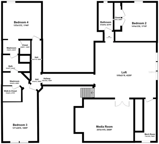 a view of an entryway with a livingroom