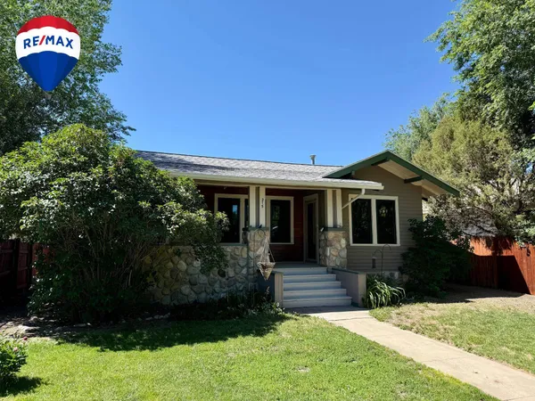 $275,000 | 215 East Adams Avenue, Riverton, WY 82501