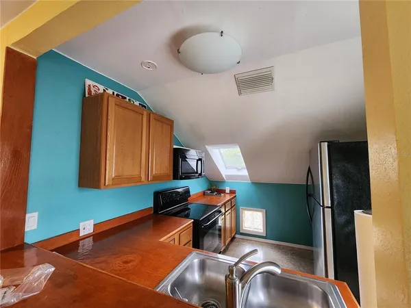 $895,000 | Undisclosed Address, Tampa, FL 33610