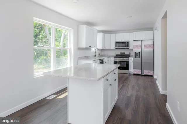 $399,999 | 17 Peach Street, Westville, NJ 08093