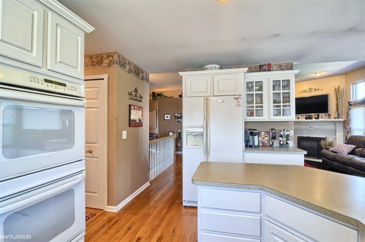 29068 Merrimade Lane Chesterfield, MI 48047 - Photo 7 of 25