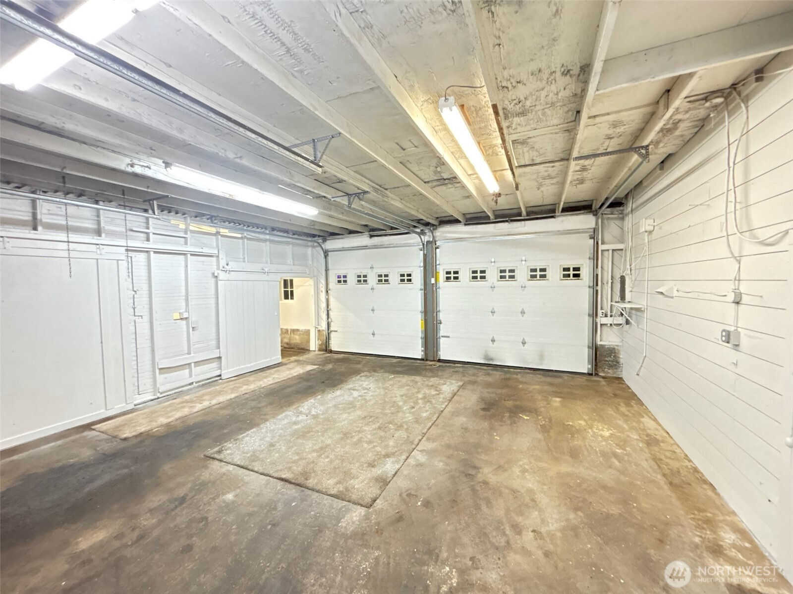 790 East Badger Road Lynden, WA 98264 - Photo 22 of 26 a view of a room with an empty space