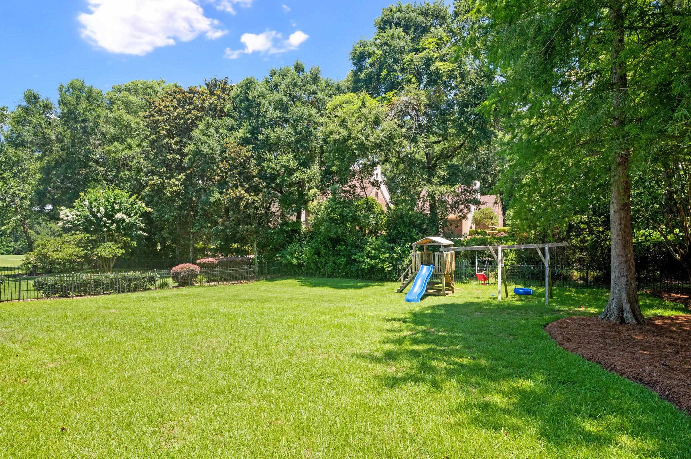 300 South Drive Fairhope, AL 36532 - Photo 37 of 48 Yard