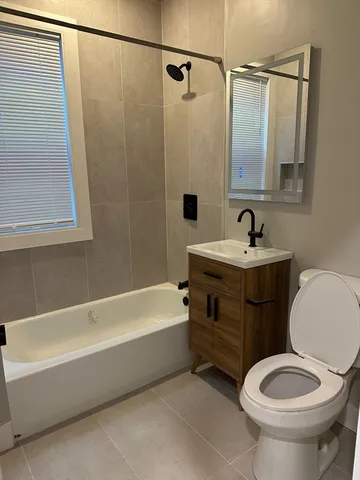 $3,600 | 5 Carson Street, Unit 2, Boston, MA 02125