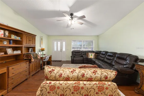 $319,000 | 925 Beverly Harbor Drive, Leesburg, FL 34748