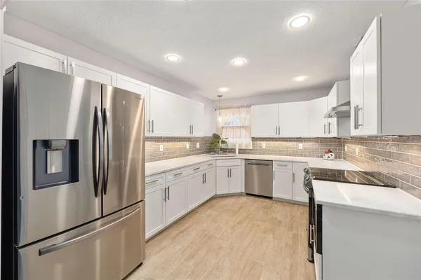 $319,000 | 925 Beverly Harbor Drive, Leesburg, FL 34748